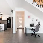 Luxury Noemi Willa Ražanac