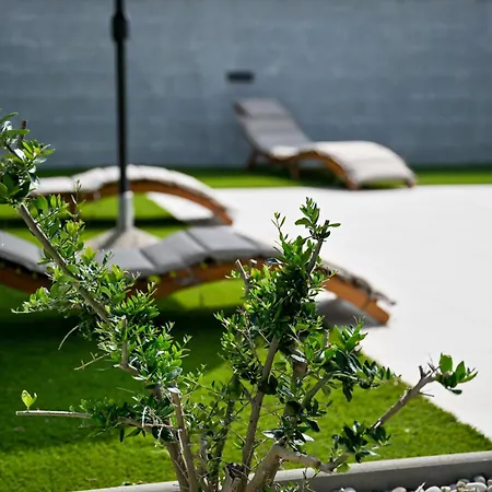 Luxury Noemi Villa