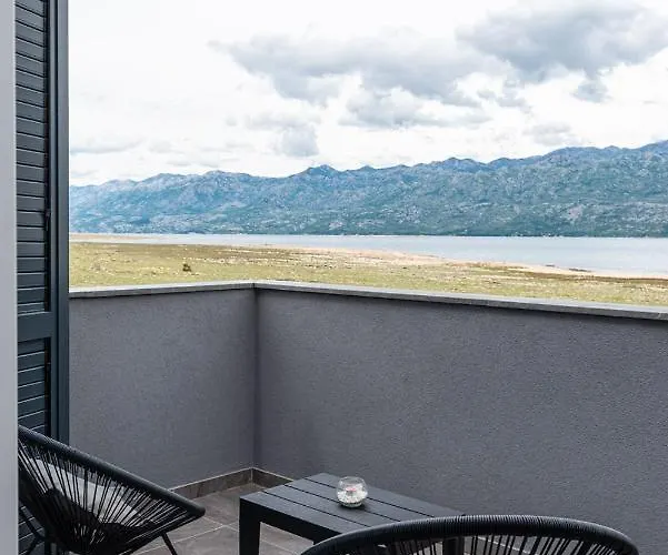 Luxury Noemi Villa *