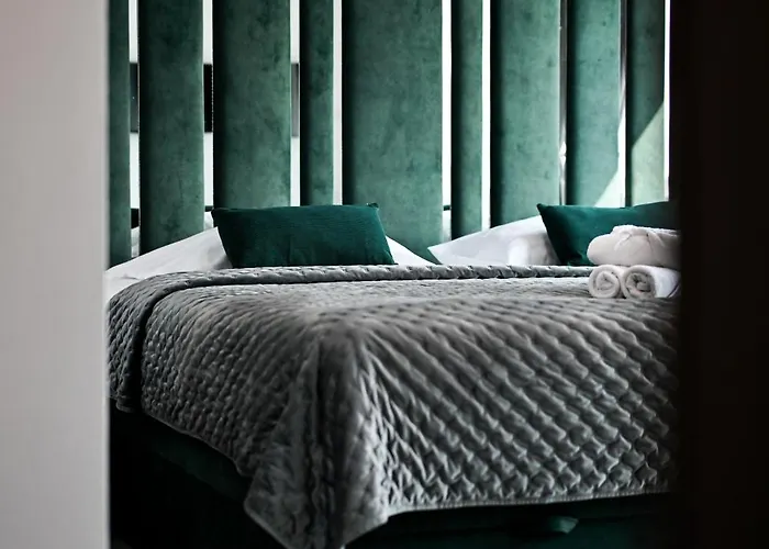 Luxury Noemi Ražanac