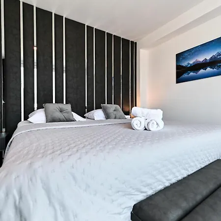 Luxury Noemi ヴィラ Ražanac