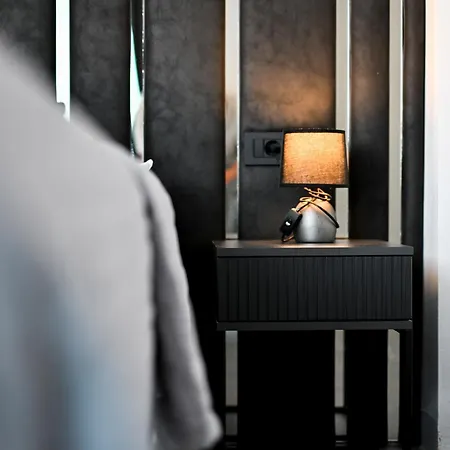 Luxury Noemi Ražanac